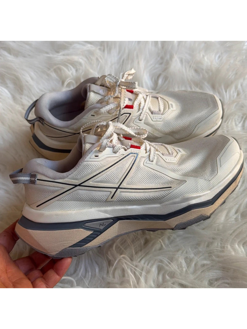 Anta sneakers size 7.5